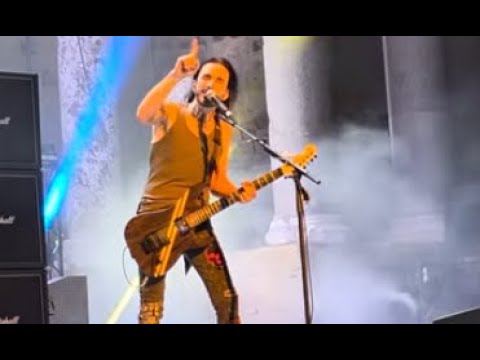 EXTREME covered Ozzy Osbourne's "I Don't Know" on their European tour as a tribute to Ozzy