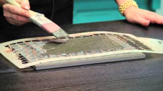 Episode 15 Embossed Lime Paint