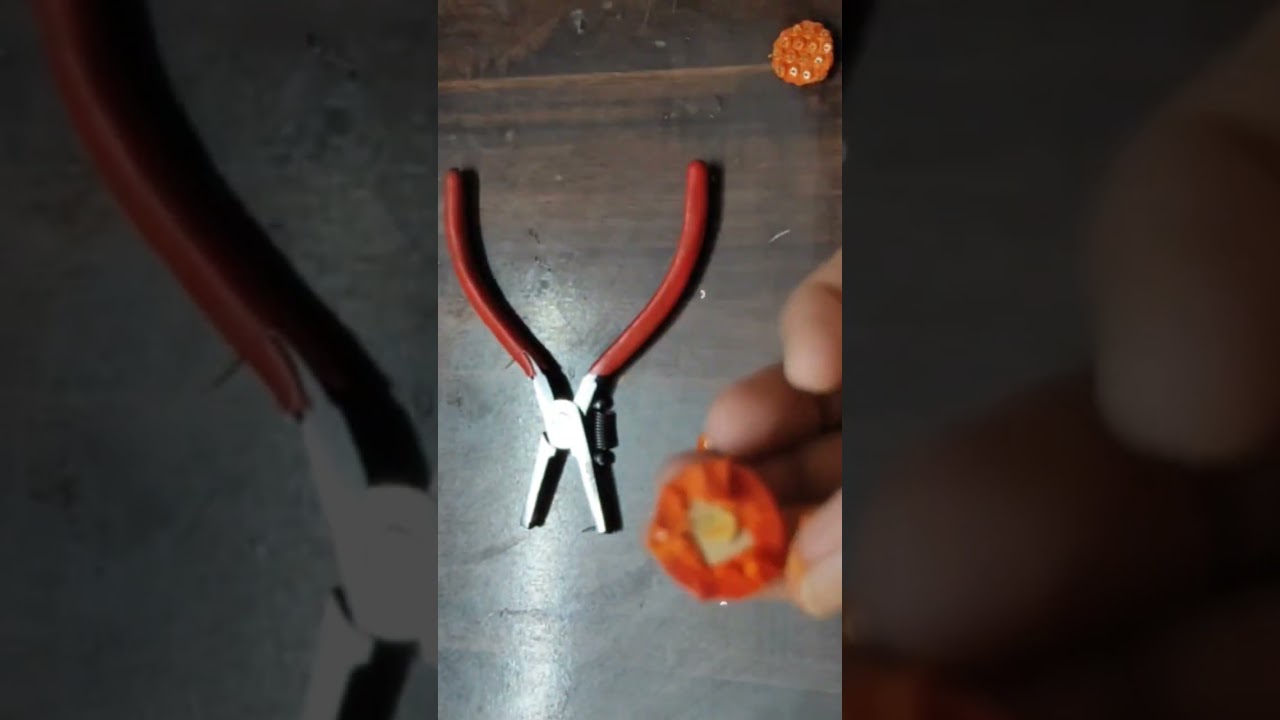 let's make trendy fabric earing