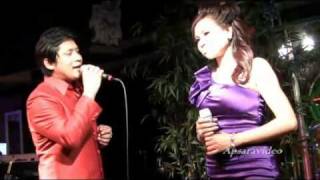 Chhoeun Oudom & Meas Somaly Duet At Hak Heang Restaurant Lb