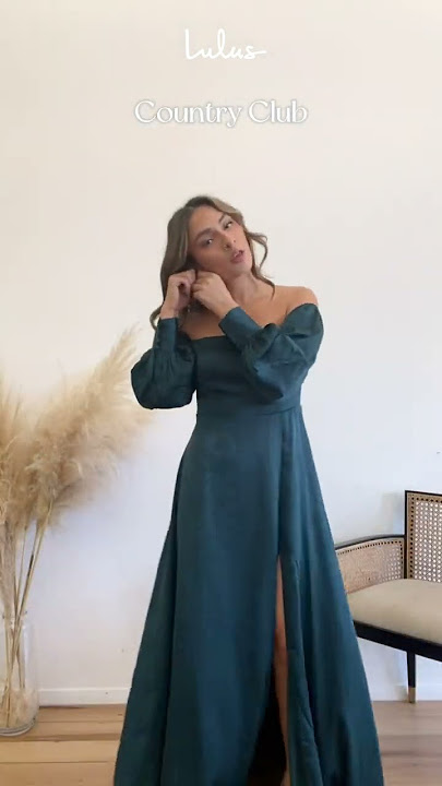 What to Wear to a Winter Wedding Based on Venue