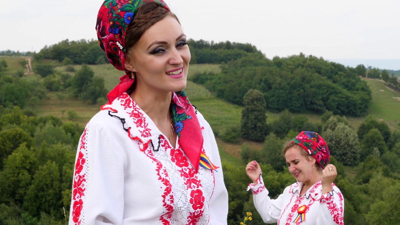 Surorile Chiș - Românie scumpă