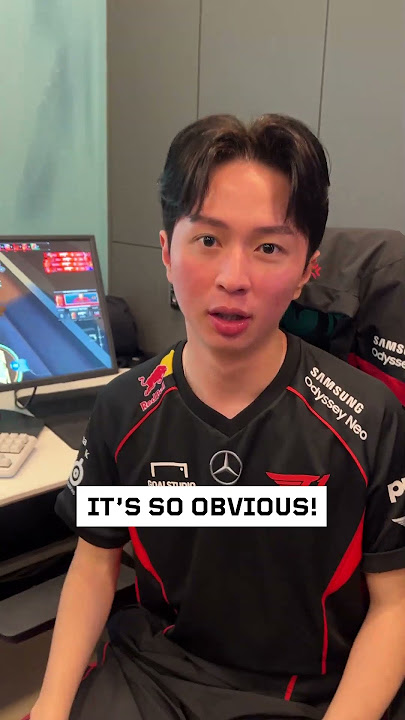 Xccurate is putting 110% effort in doing the coach Autumn cosplay 🤣#VCTPacific