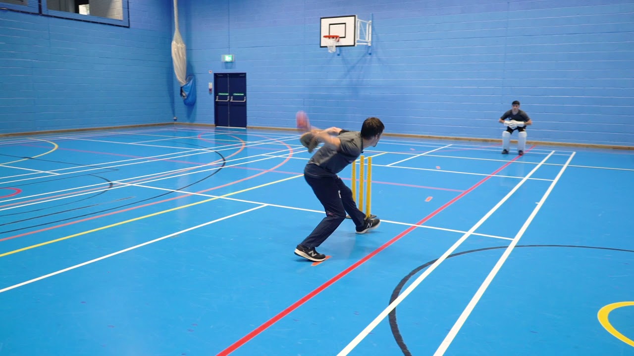 16 One Handed Catching Standing Back - YouTube