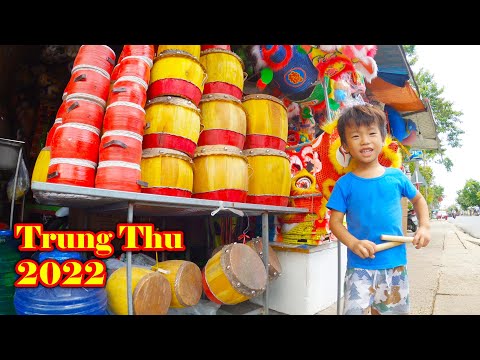 Video Tí Nghé đi mua trống lân, đầu lân và đồ chơi trung thu... - youtube