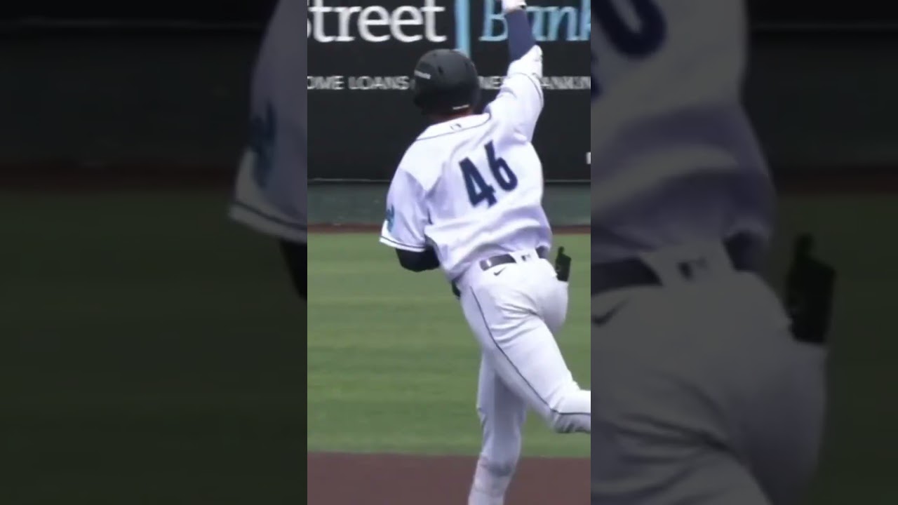 JONNY FARMELO 90TH OVERALL PROSPECT 1ST HOME RUN AT FUNKO FIELD Everett AquaSox 