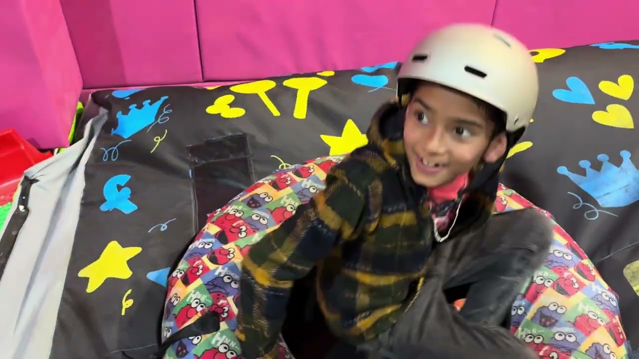 Hum bacho ko lekar sky jumper gaye the ❤️☺️😍