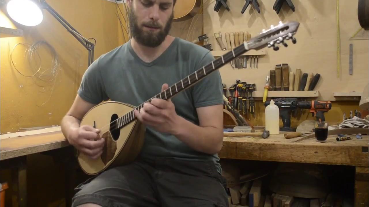 Trixordo bouzouki played by Tsalabounis made by Ageliki Lyssa
