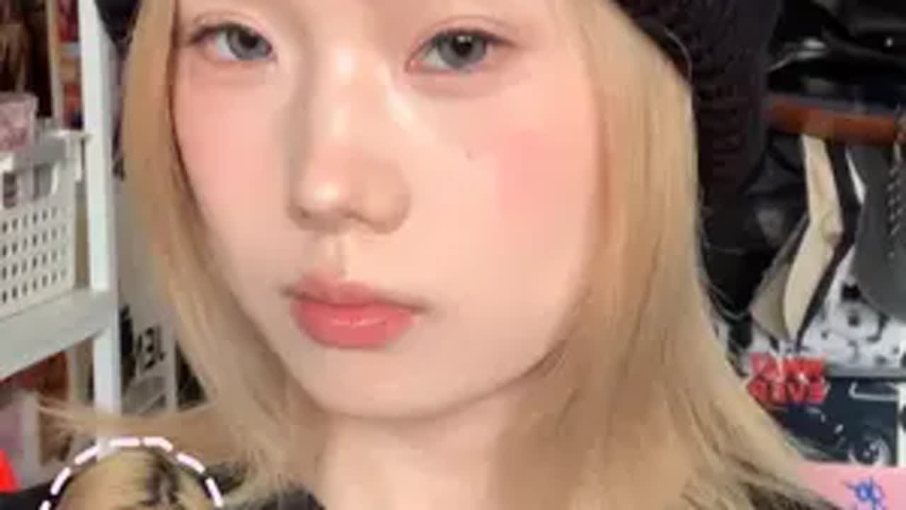 清透混血感韩妆全妆跟练!详细妆容思路~ 美妆模范生 新手化妆教程 妆教 普通人化妆 潮妆研究所 - YouTube