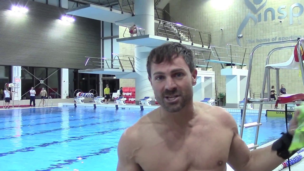 Olympic Diving Back Armstand Double Somersault 2 1/2 Twists (3.6