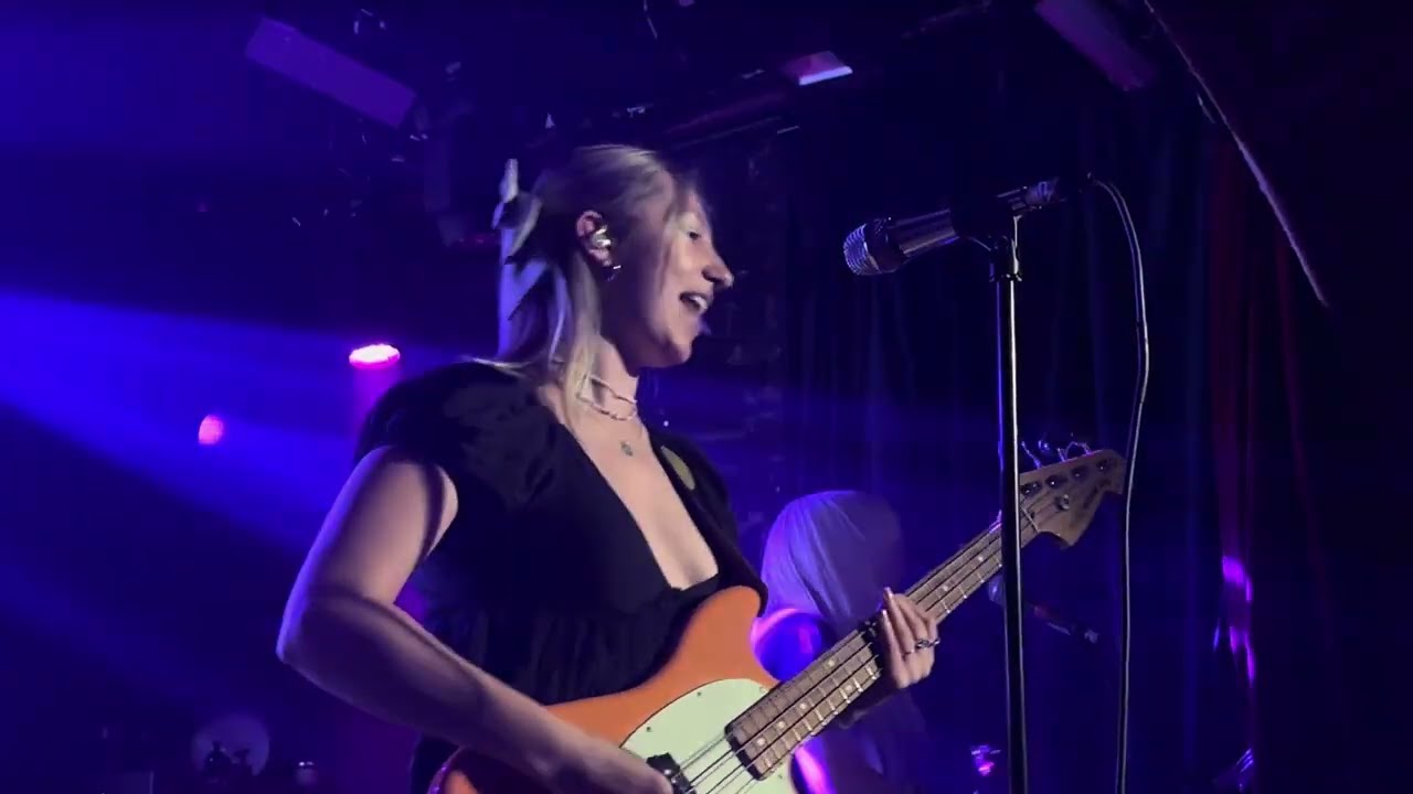 Coach Party - Can't Talk, Wont - Live at Omeara, London 05 12 23