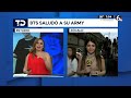 BTS saluda a fans desde balcón de Palacio Nacional; así fue el momento