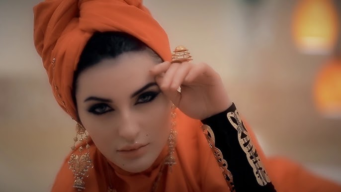 Sasha Grey yumshoq minal Katta kokrak bilan oriq video