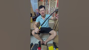 cưa cầm tay có móc giật cành trên cao