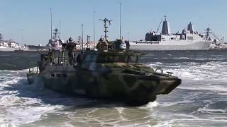 U.S.Navy powers riverine command boat on Bold Alligator-RIVRON