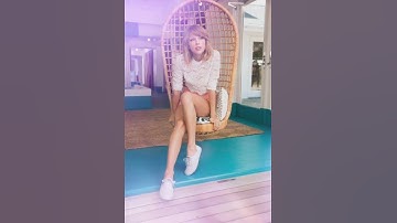 I think he knows by Taylor Swift | WhatsApp status | lyrics video | lover anniversary | full screen