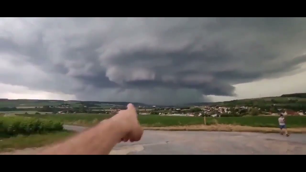 Un Orage Supercellulaire Capturé près de Reims !! 19/06/2021