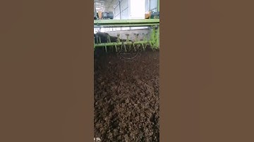 How groove type compost turner work to make organic fertilizer