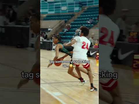 Send this to someone you locking up … 🔒 #basketball #fyp #defense