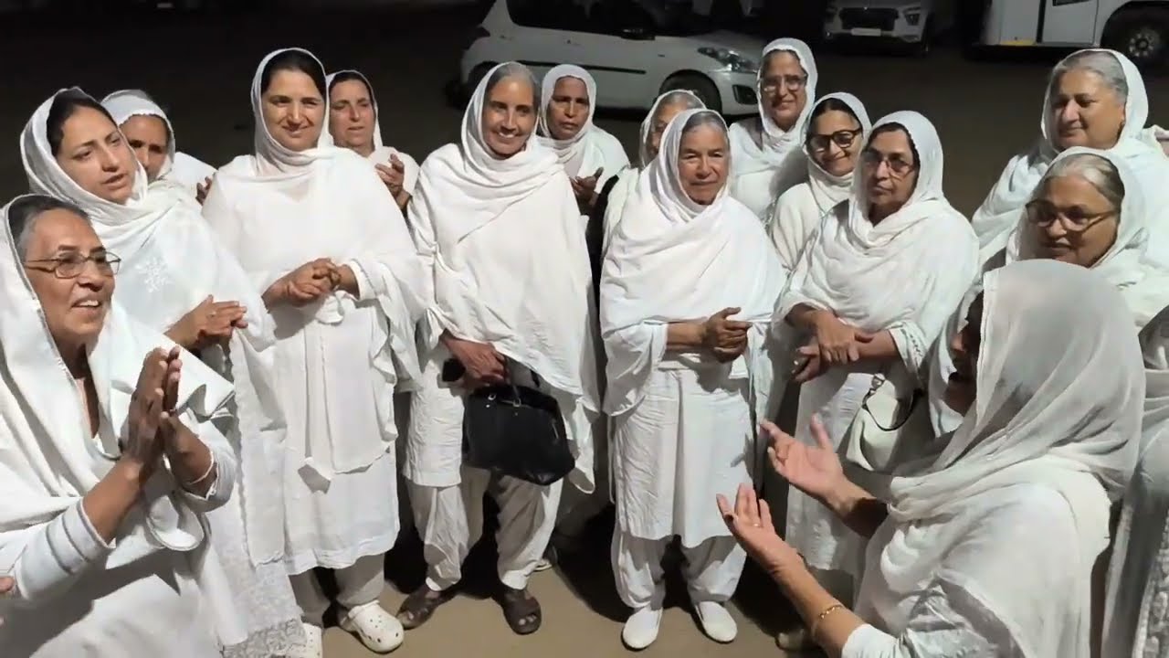 ਰੌਣਕਾਂ ਭੈਣਾਂ ਵਲੋਂ ਗਿੱਧਾ ਭੰਗੜਾ ਡੋਗਰੀ ਗਿੱਧਾ ਬੋਲੀਆਂ ( ਹਰਿ ਭਗਤ ਦਵਾਰ ਪੋਖਰਪੁਰ UP ਦੀ ਧਰਤੀ ਤੇ ਰੌਣਕਾਂ 