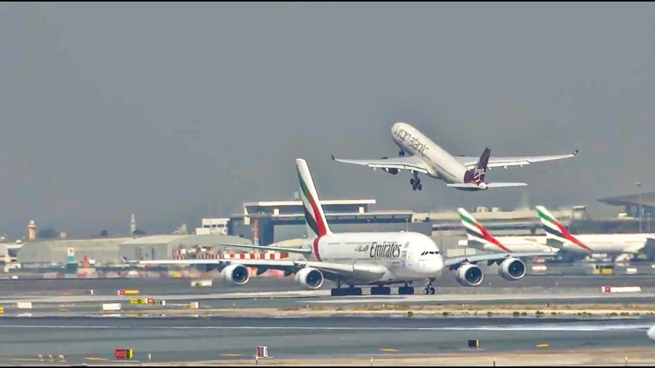 Emirates Airbus A380 /  Dubai to Melbourne / Business Class