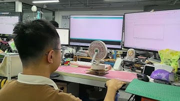 Demo: A Face Tracking Fan Powered by Grove Vision AI V2 and XIAO ESP32