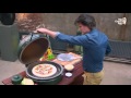 Arbeiten mit dem pizza backstein - Big Green Egg Anleitungsvideos