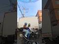 Ayudando a una motera. #viral #parati #automobile #motovelovidad #motociclistico #nerviosismo