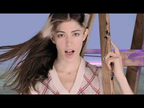 Chairlift "I Belong in Your Arms (Japanese Version)"