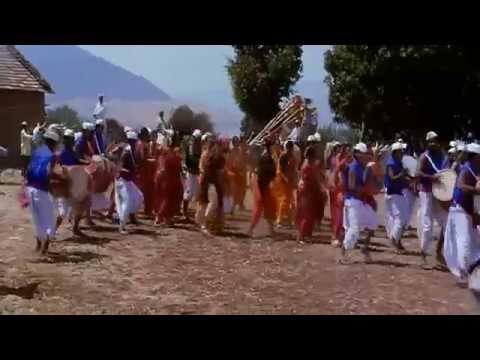 jis-desh-mein-ganga-rehta-hai--govinda-songs