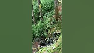 Pancuran Air Pedesaan yang Lucu