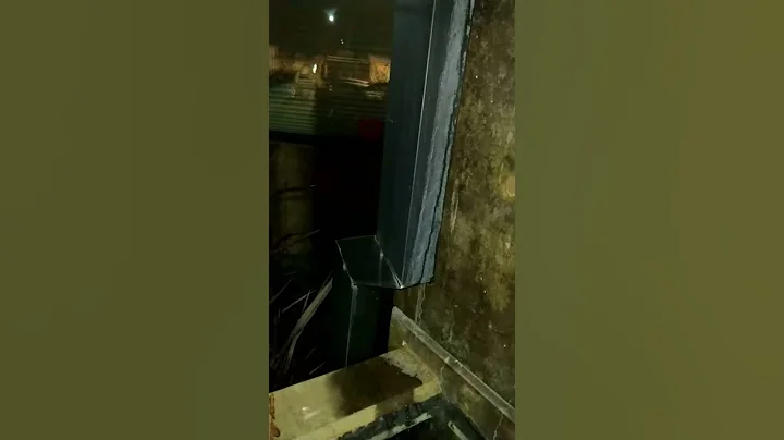 Luminaire downspout water leak