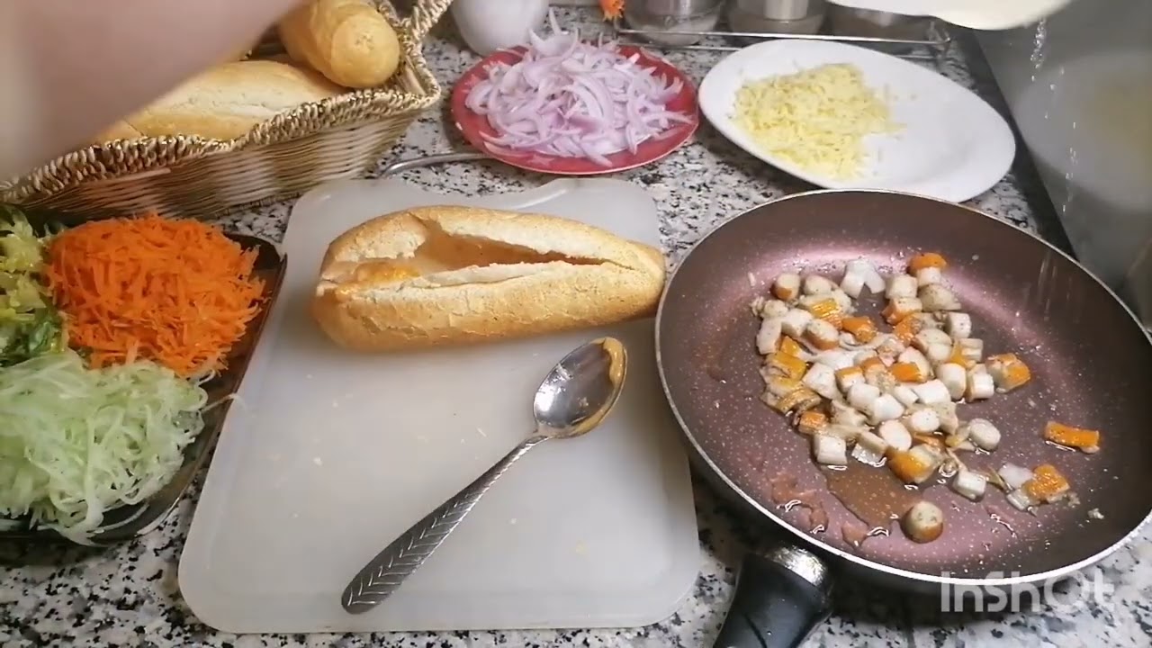 سندويش(bocaduos) بالسوريمي و الخضر صحي و لذيذ😍✌️🥪