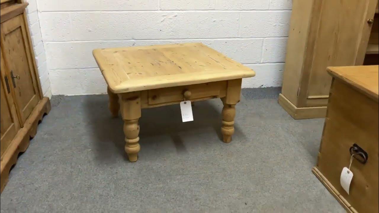 Square Pine Coffee Table With Turned Legs And A Drawer (Y4006A