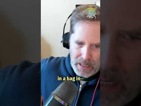 Coin purse—antiquated relic or respectable move?