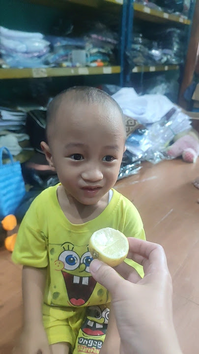 ekspresi wajah Yahya makan jeruk nipis 😁🤣
