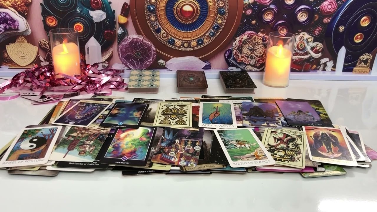 AQUARIUS YOUR SECRET ADMIRER COULD BE A TWIN FLAME, THE ONE THAT GOT AWAY, OR SOMEONE NEW! ❤️‍🔥💥