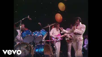 Elvis Presley - Introductions By Elvis (Aloha From Hawaii, Live in Honolulu, 1973)