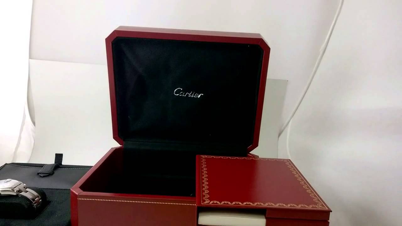 Magic of the Red Box - CARTIER ROADSTER 