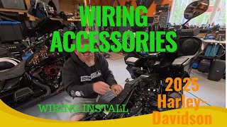 Power for accessories 2025 Harley Davidson Road Glide. screenshot 2