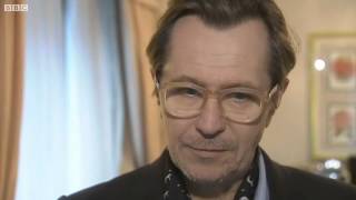 Gary Oldman receiving his first Oscar nomination while promoting TTSS in Berlin