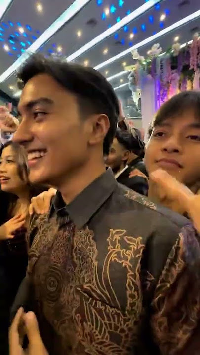 UP 1 M RECEPTION AGAIN HERE