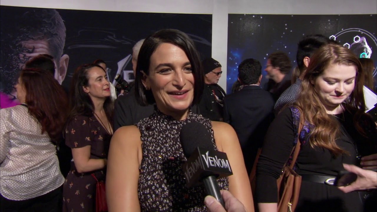 Venom: Jenny Slate "Dr. Dora Skirth" Red Carpet Movie Premiere Interview | ScreenSlam