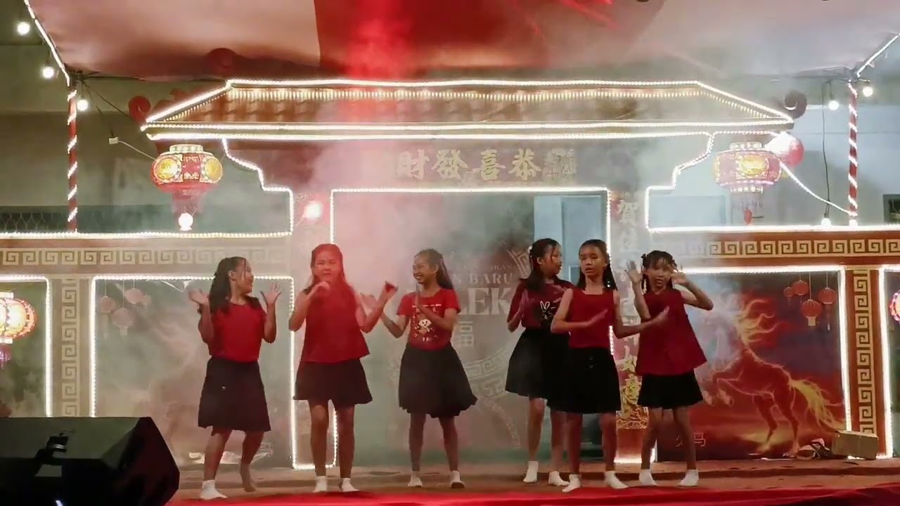 Dance Imlek  SD AMKUR TEBAS  kls 5 