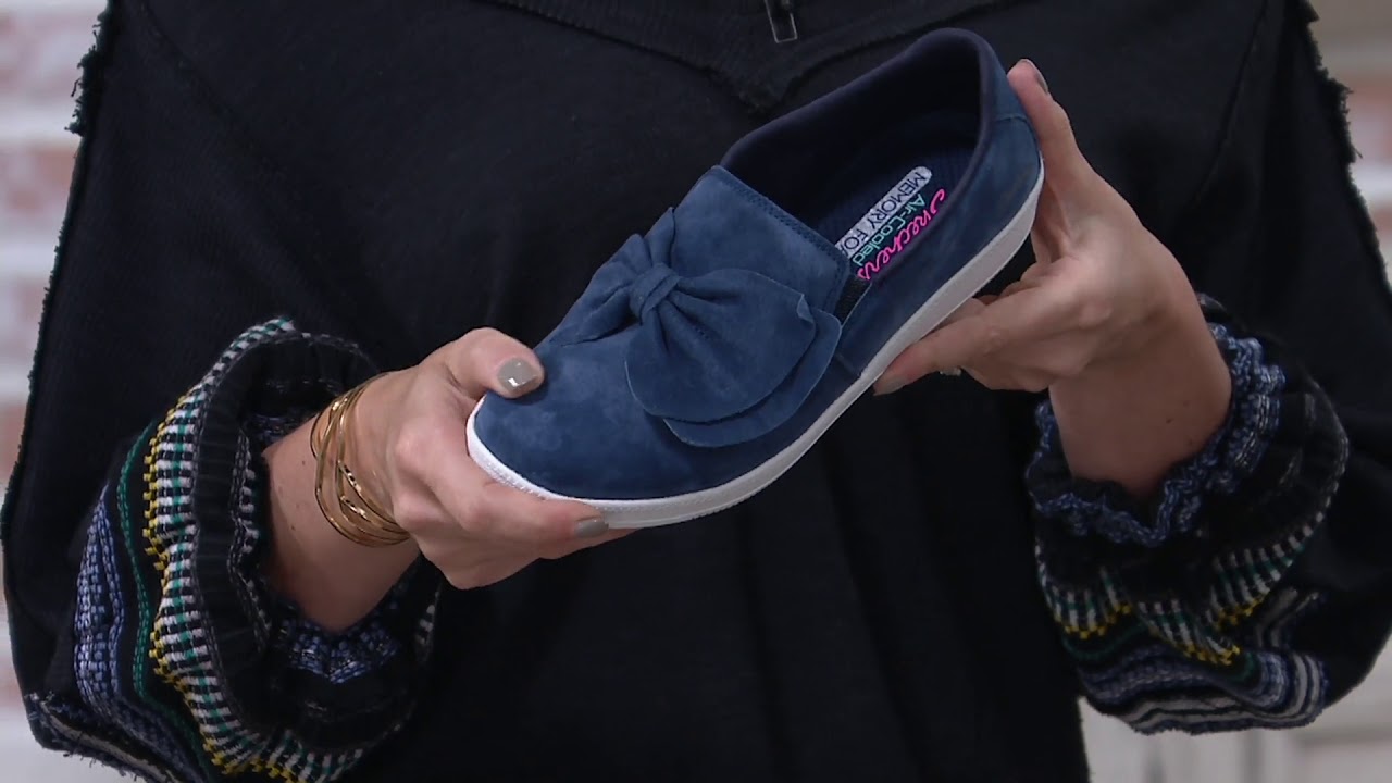 skechers madison ave bow