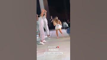 Thumbnail of Claudia Leitte canta 'claudinha bagunceira' em SP. #anitta #claudialeitte #ivete #lud #sp #rj #rio