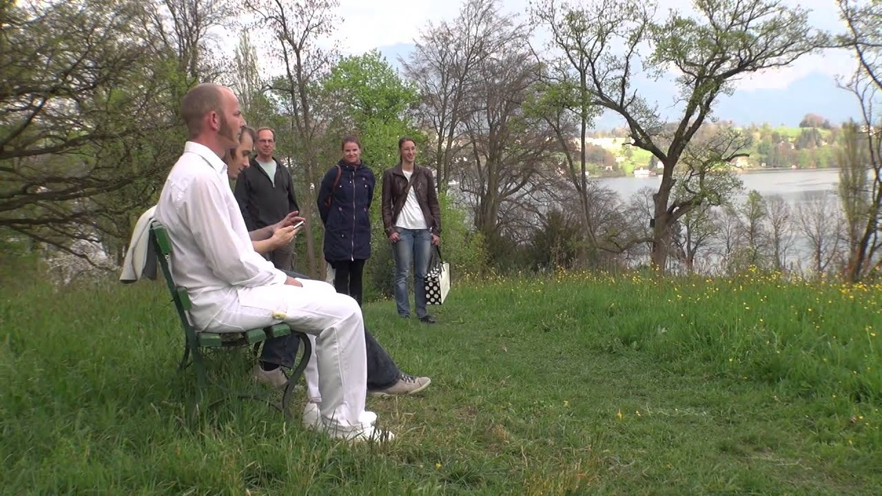 Dominik Lipp "Where I a?"  (Performance Art)