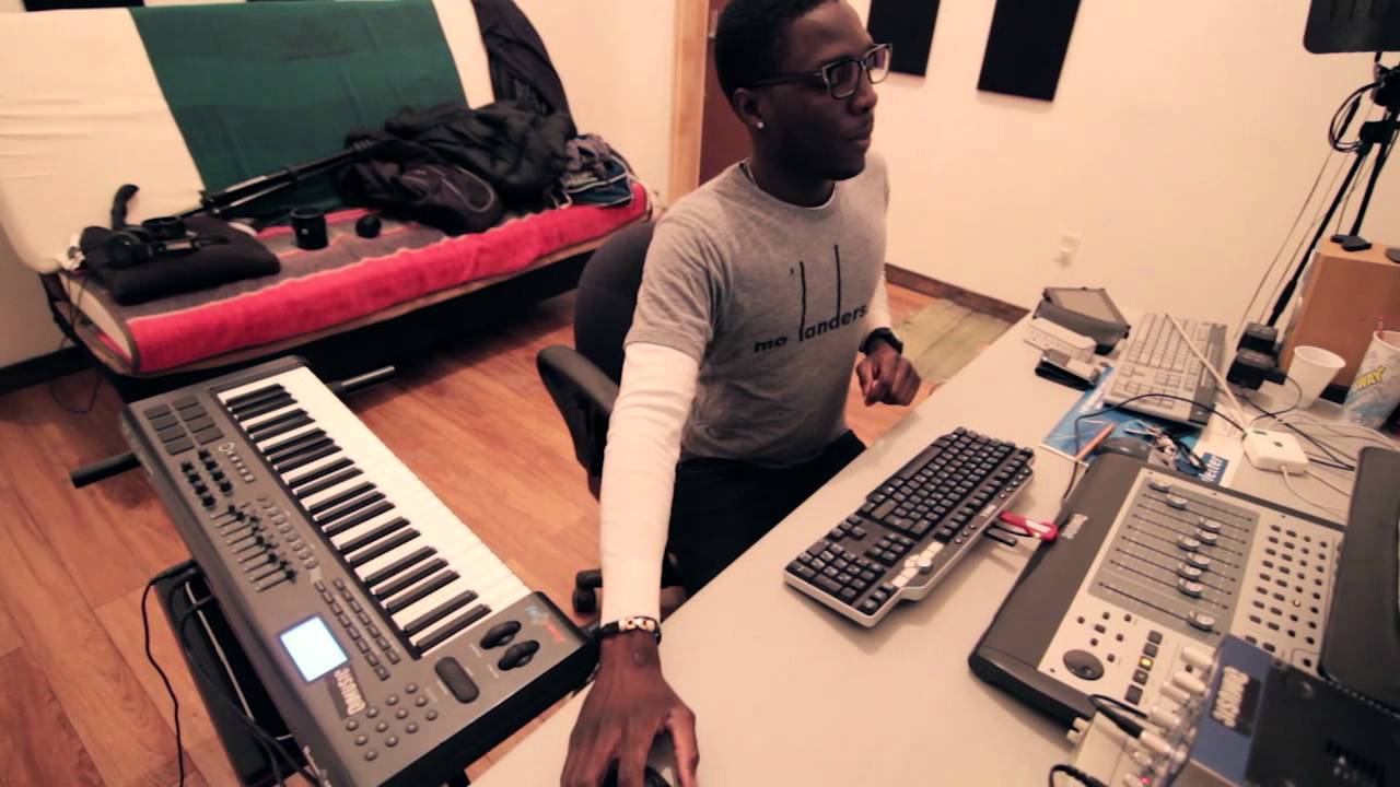 Beat Making Video - Sampling Rick Ross - Blingstef X Chi-Boy