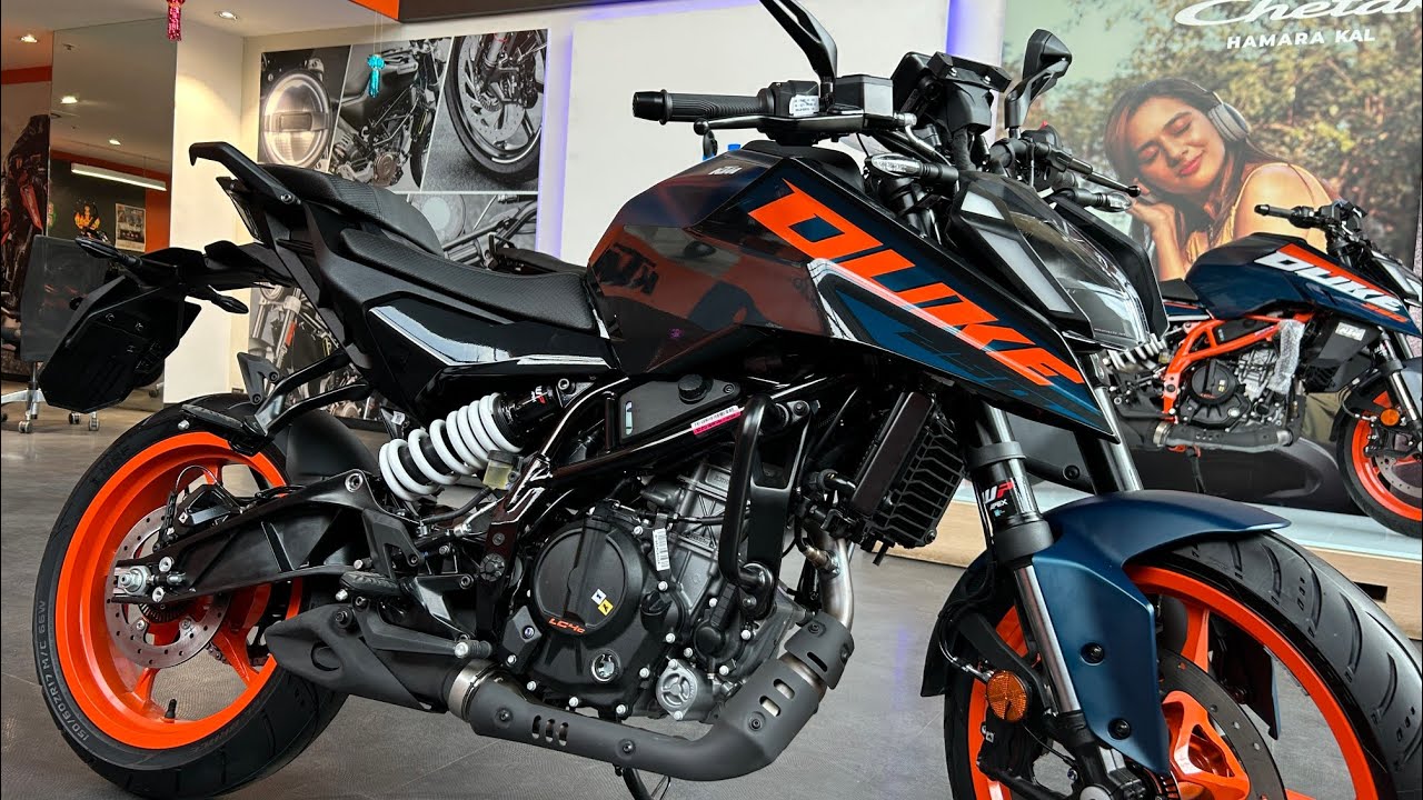 Finally, KTM Duke 250 Blue Colour - 2024 ( TFT Display & DRL ) Detailed Review : On Road Price ?
