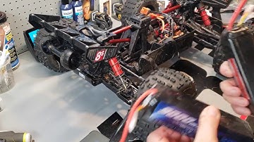 Arrma OUTCAST 8S  WASH it to ROAD RIP ZEEE Lipos Packs